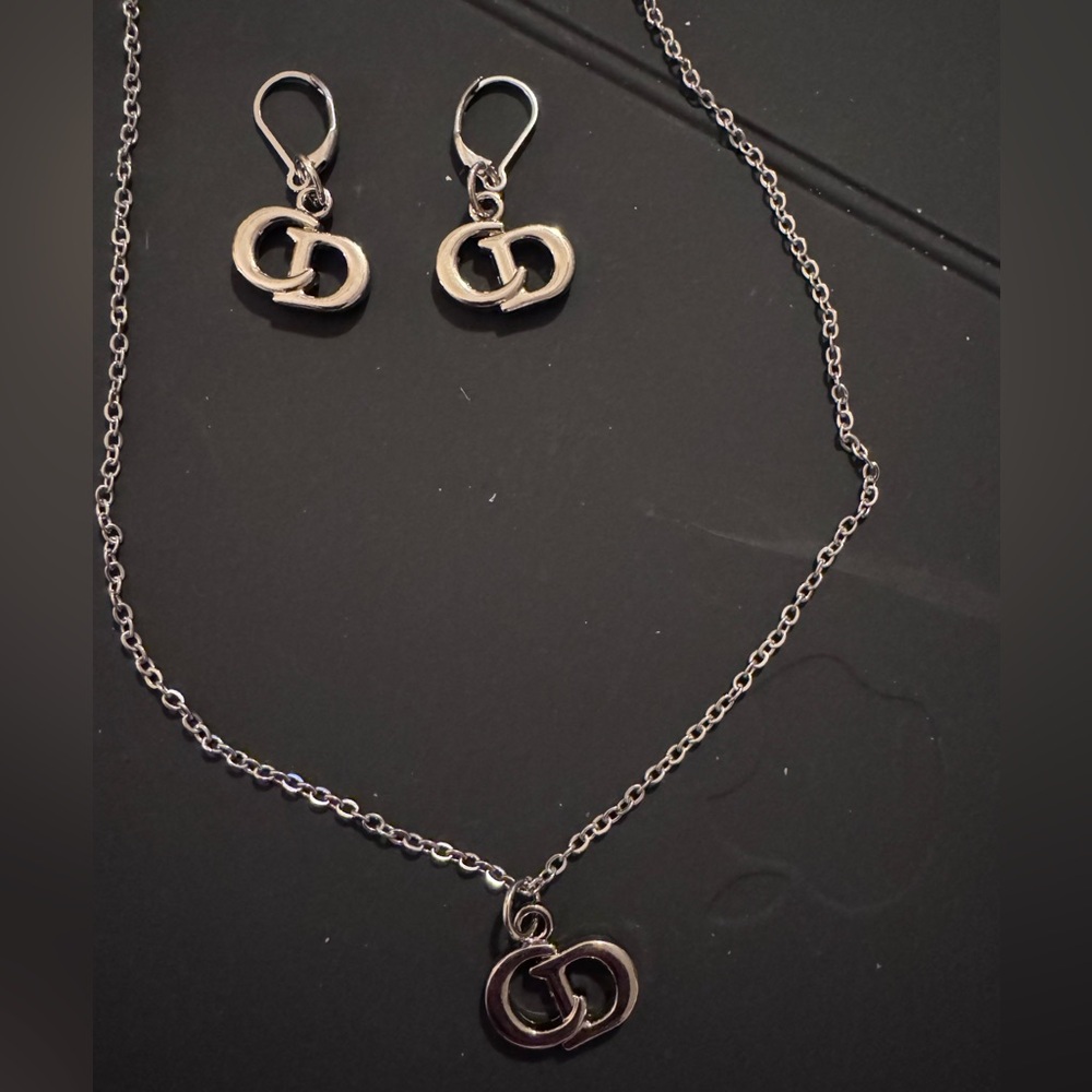 Handmade zipper pull designer cd set Silver Necklace and Earring Set